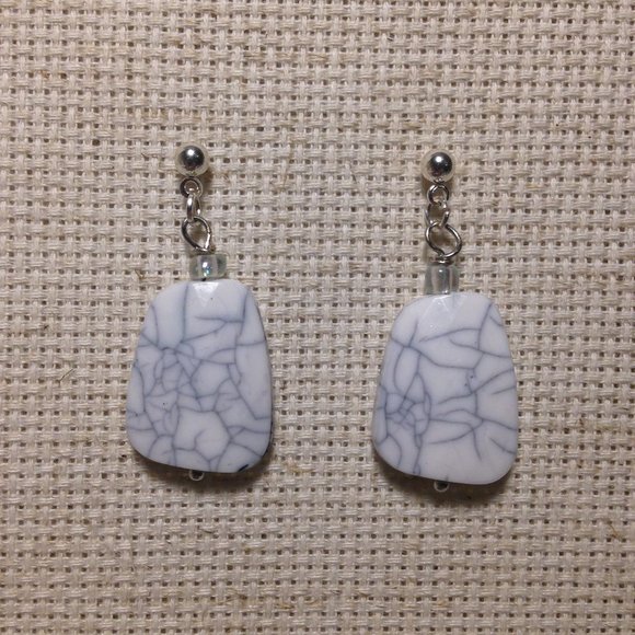 *FREE ADD- ONFaux Marble Stone Earrings - Picture 2 of 5